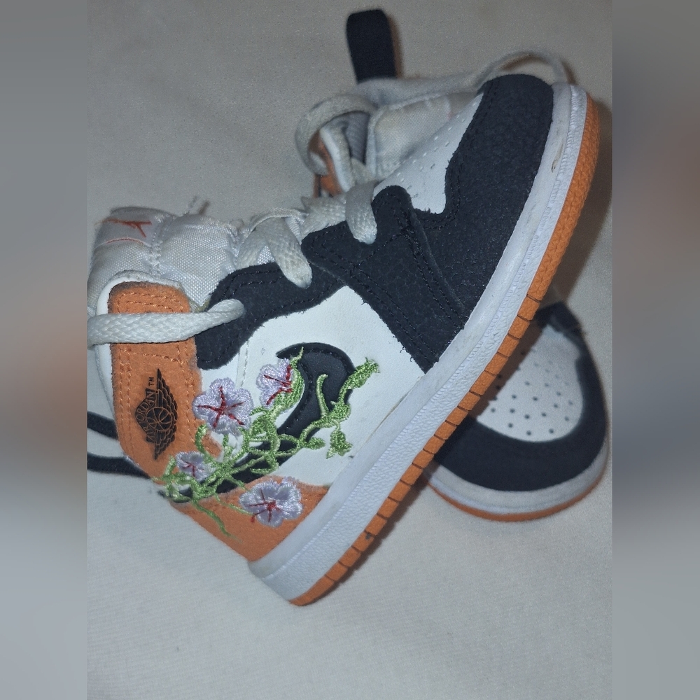 Jordan Kids Black and Orange Floral Sneakers
